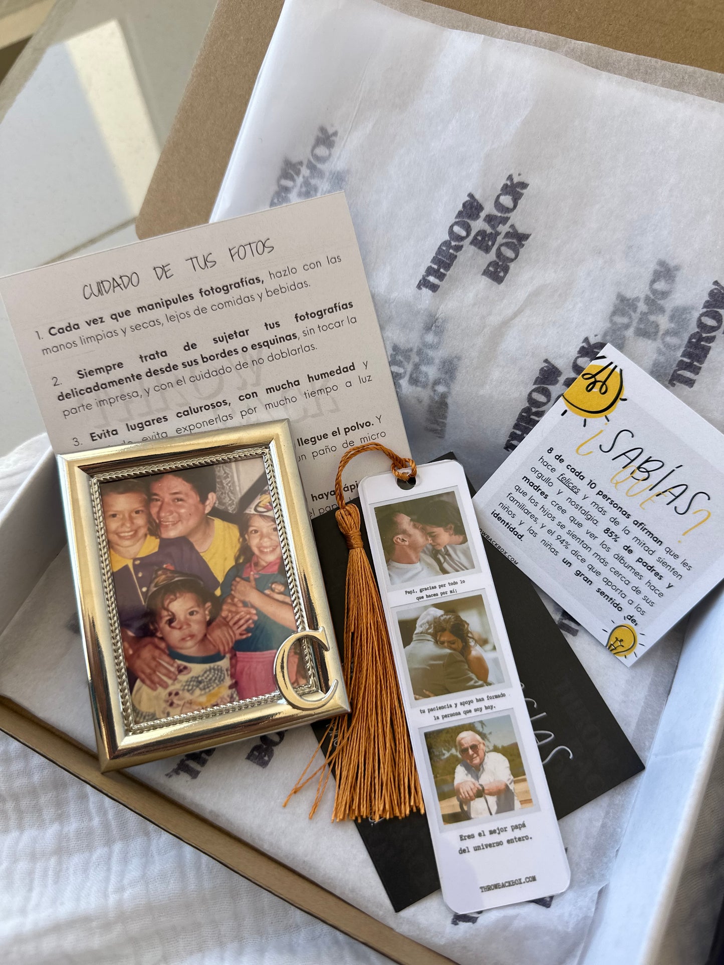 Mini Frame + Bookmark