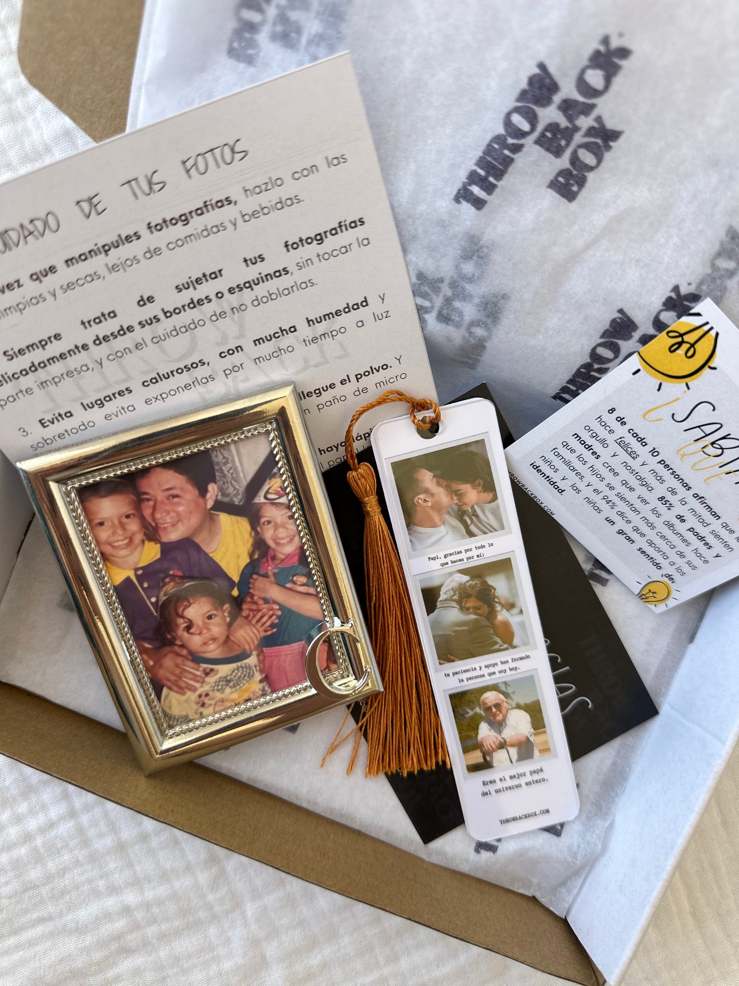 Mini Frame + Bookmark