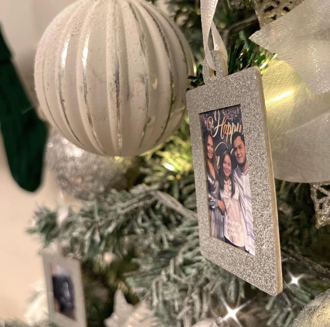 Ornament Photo Frame